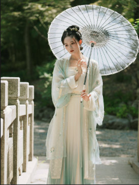 Traditional Hanfu