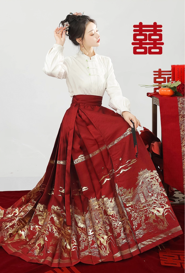 Ming Dynasty Hanfu National Style Horse Face Skirt Weaving Gold Satin Engagement Dress Daily Set
