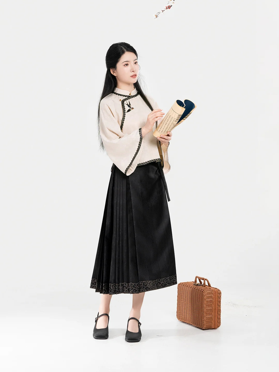 New Chinese National Style Hanfu Slanted Collar Embroidered Jacquard Short Shirt with Wrap Skirt