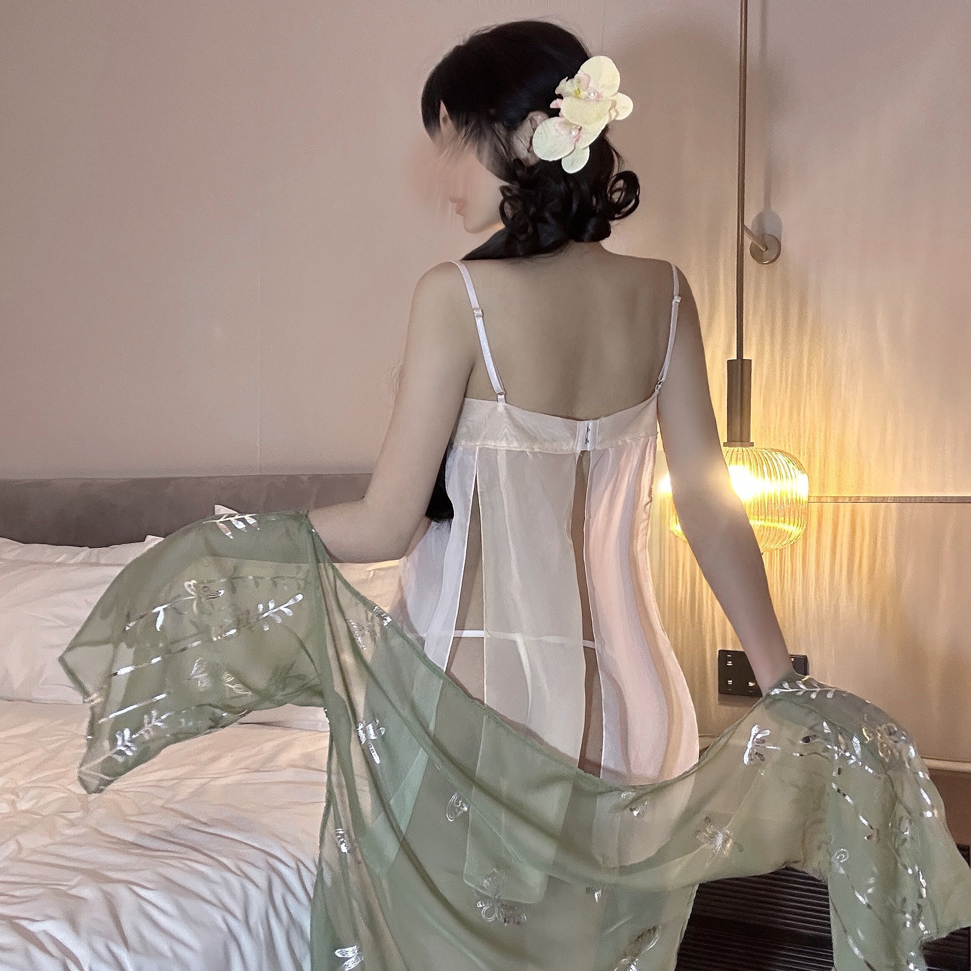 Hanfu erotic lingerie sexy pajamas embroidered bellyband