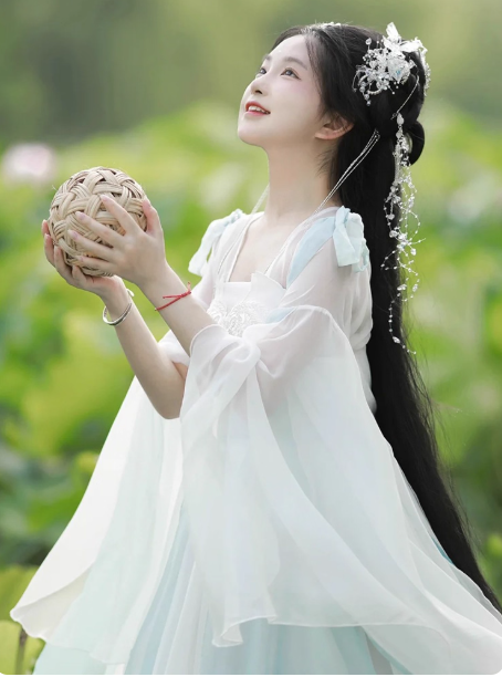Hanfu Female Immortal Swordsman Style Cool and Cold Cross Collar Wide Sleeves Flowing Immortal Skirt Ancient Costume Spring and Autumn