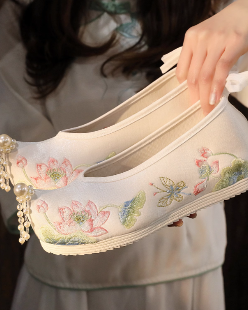 Hanfu Shoes Women's New Style Shoes Ancient Shoes Embroidered Shoes Inner Increase Shoes Traditional Cloth Shoes Platform Shoes