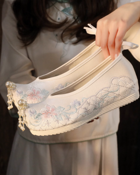 Hanfu Shoes Women's New Style Shoes Ancient Shoes Embroidered Shoes Inner Increase Shoes Traditional Cloth Shoes Platform Shoes ﻿