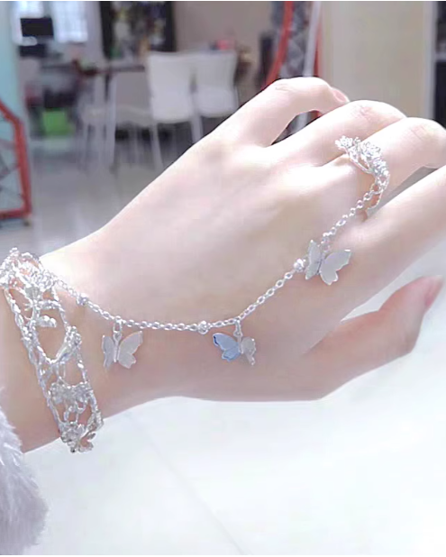 Ancient style bracelet, Chinese style bracelet, ring in one, Hanfu, open bracelet, butterfly tassel, bell, palace