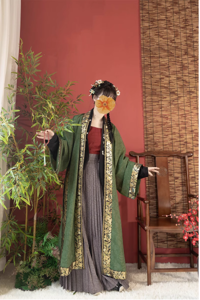 Moss Green  Song Dynasty Restoration Zhiling Duijin Beizi Jacket