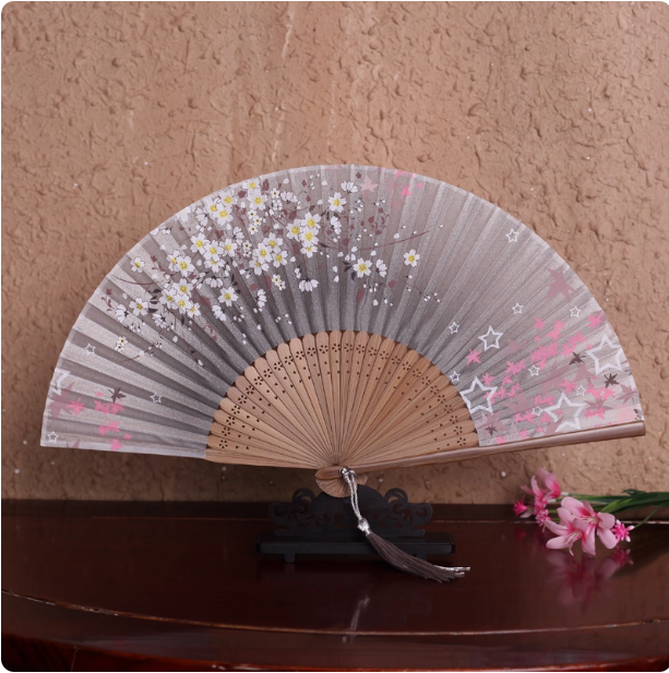 Classical Chinese style Hanfu folding fan