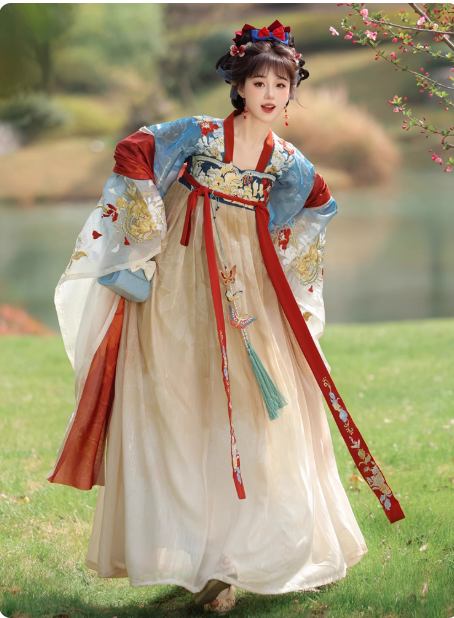【白玉雪】Wei Jin Hanfu Embroidered Chest length Skirt QiXiong Ruqun