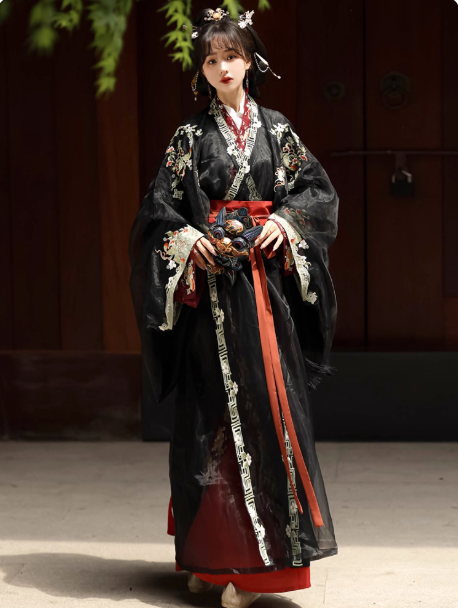 【战无双】Warring States Hanfu Embroidery Long Gown / Long Robe Shenyi