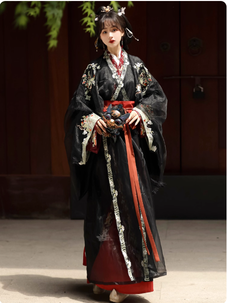 【战无双】Warring States Hanfu Embroidery Long Gown / Long Robe Shenyi