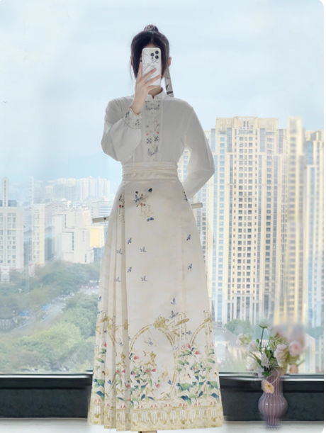 【花香碟语】Ming style standing collar Chinese Hanfu horse face skirt
