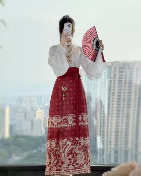 [龙凤金色】Ming Dynasty Hanfu Ma Mian Skirt Set Dragon Phoenix Skirt