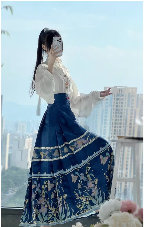Ming Dynasty Hanfu Chinese style suit horse face skirt
