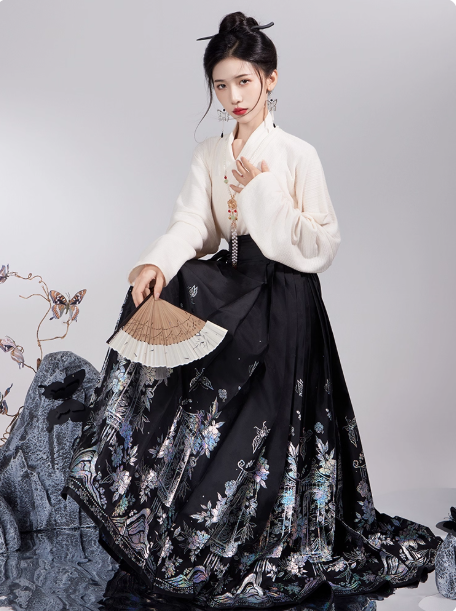 Ming Dynasty Hanfu New Chinese style Ma Mian Skirt