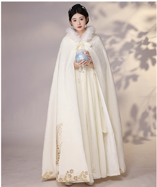Mao Dou 毛豆 Ancient Hanfu Winter Long Cloak   Doupeng Cloak