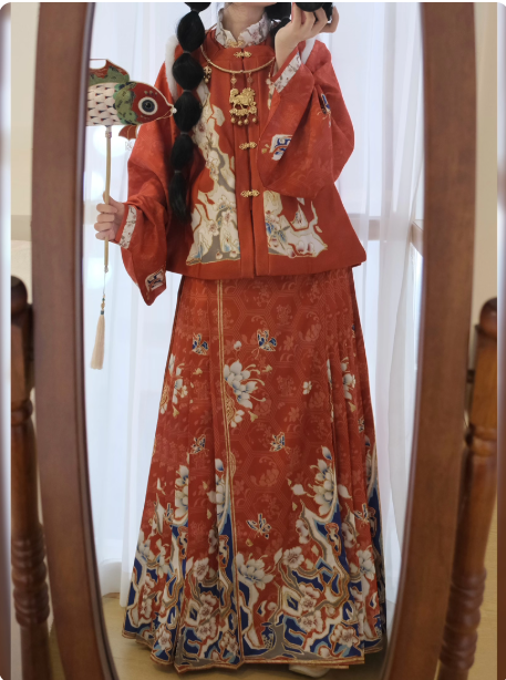 【初雪】Ming style square collar Bijia Hanfu Aoqun horse face skirt