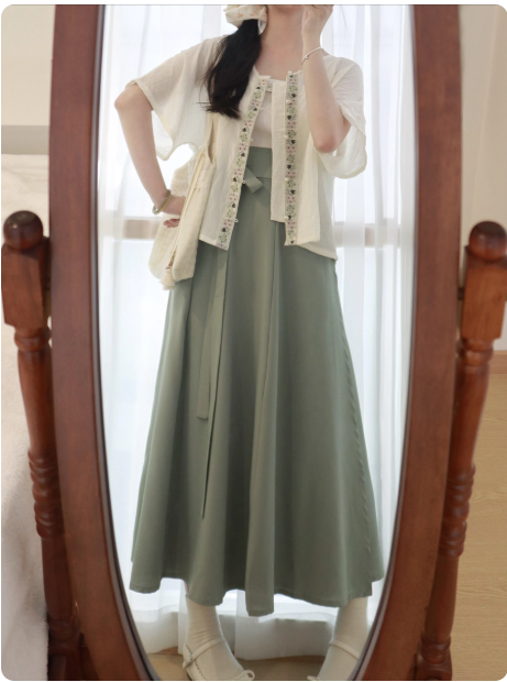 New Chinese Hanfu round neck short sleeved waist length skirt