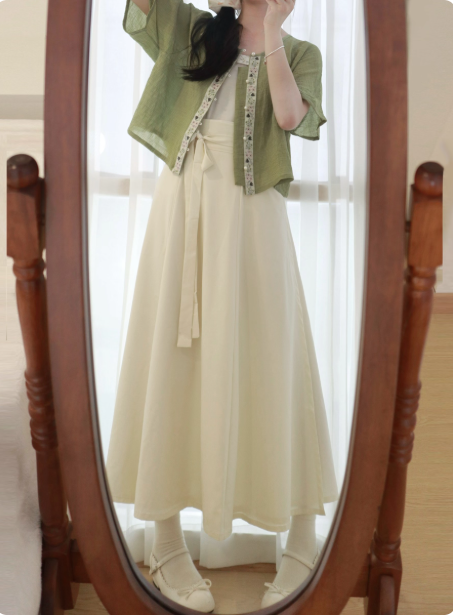 New Chinese Hanfu round neck short sleeved waist length skirt