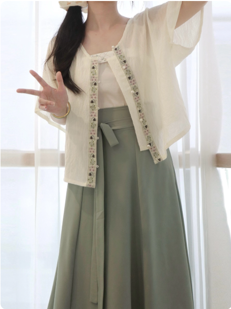 New Chinese Hanfu round neck short sleeved waist length skirt