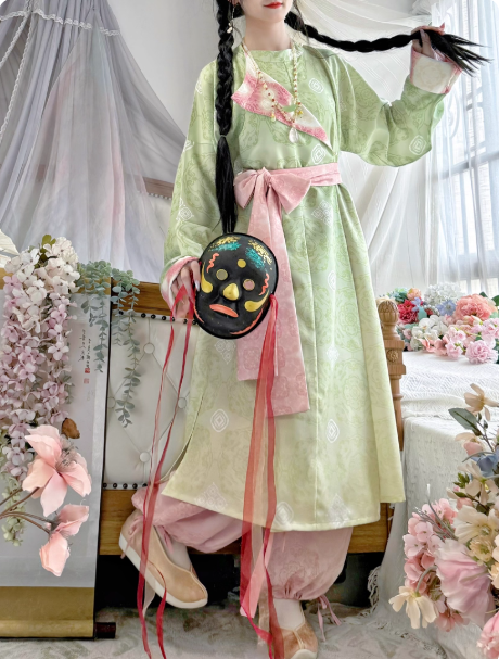 【清允】Hanfu Tang style round neck robe lantern pants