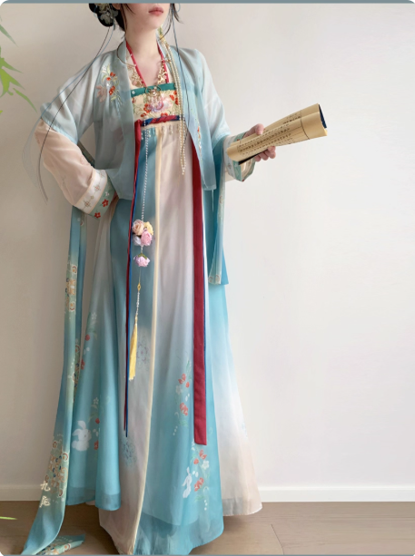 【风吹春山】 Tang style chest length Ruqun suit