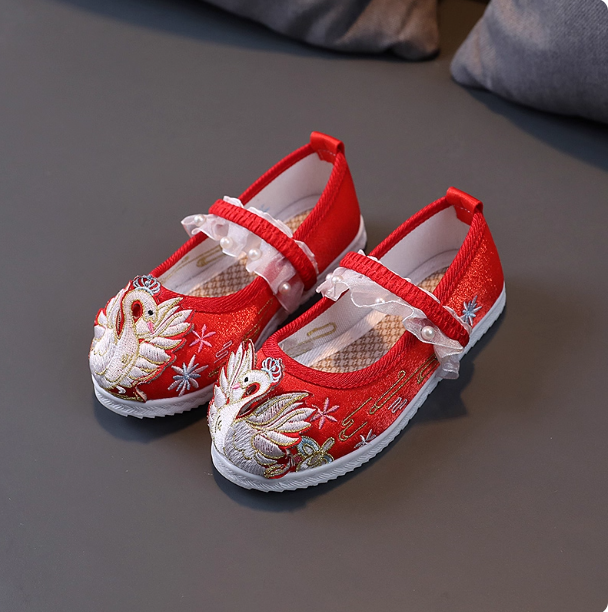 [天鹅]Girls' embroidered shoes, ancient style, children's Hanfu shoes