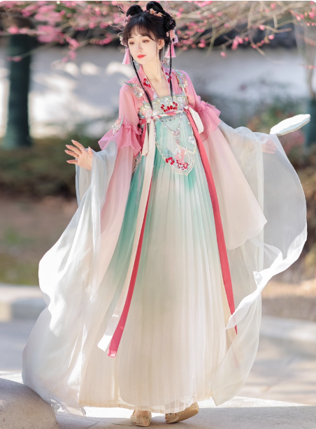 【惊春】Tang style chest length 12 torn skirt Hanfu Ruqun set