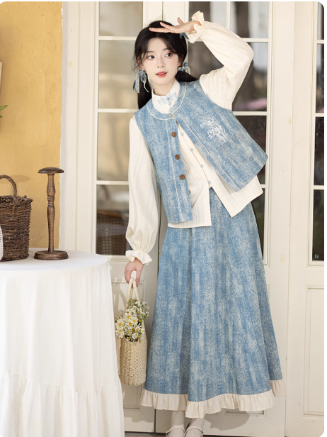 【白露:小花束】New Chinese style Bijia short shirt, denim tattered skirt, Hanfu