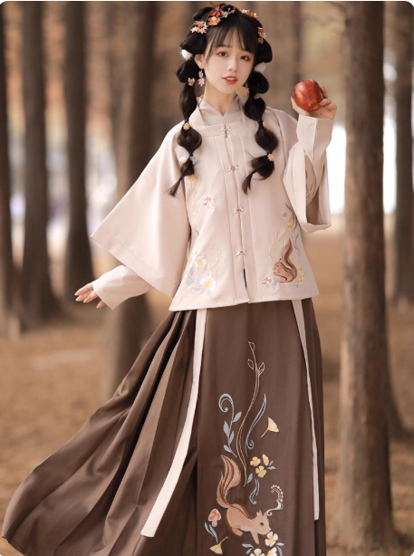 [松鼠果果]Ming Dynasty Hanfu Chinese style Aoqun set