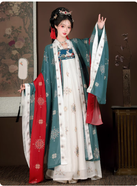 Tang style Hanfu chest length skirt Ruqun set