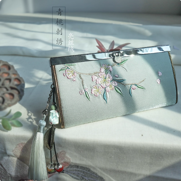 Hand embroidered Hanfu canvas wallet