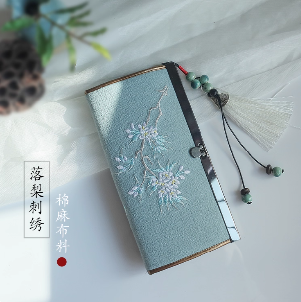 Hand embroidered Hanfu canvas wallet
