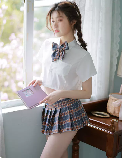 Couple's Pure & Sexy JK Campus Outfit: Short Sleeve Crop Top & Pleated Skirt Set