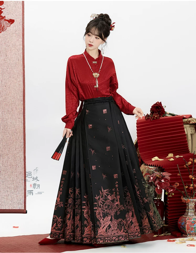Mystic Winter Hanfu Outfit | Ming Dynasty Inspired Cloak & Mamianqun Skirt  Set