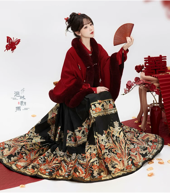 Enchanting | Modern Ming-Style Hanfu Set: Embroidered Shirt & Mamianqun Skirt