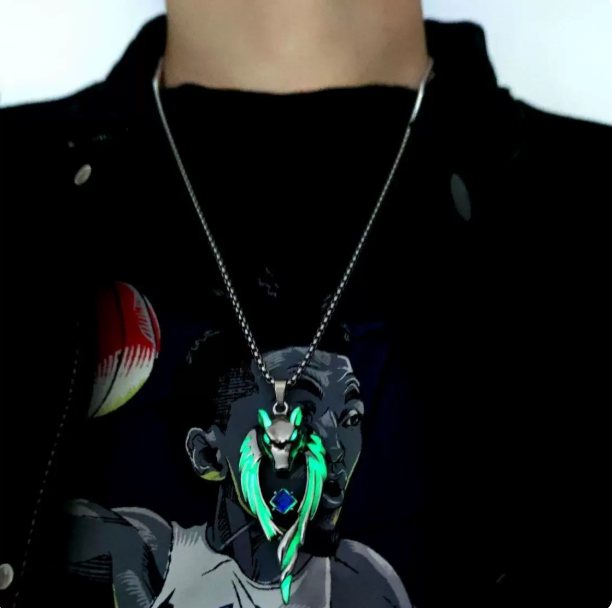 Men's Glow in the Dark Wolf & Dragon Pendant Necklace | Vintage Hip-Hop Streetwear Alloy Amulet | Stainless Steel Chain
