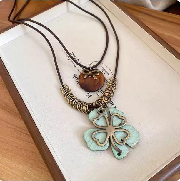 Vintage Distressed Four-Leaf Clover Necklace, Retro Japanese Style Wooden Double Layer Pendant Sweater Chain