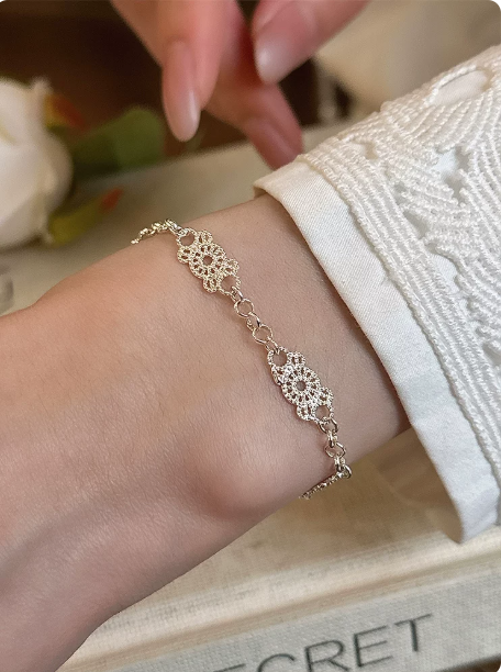 Lace Hollow Bracelet | Elegant Silver Jewelry
