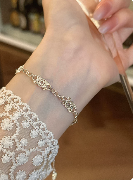 Lace Hollow Bracelet | Elegant Silver Jewelry
