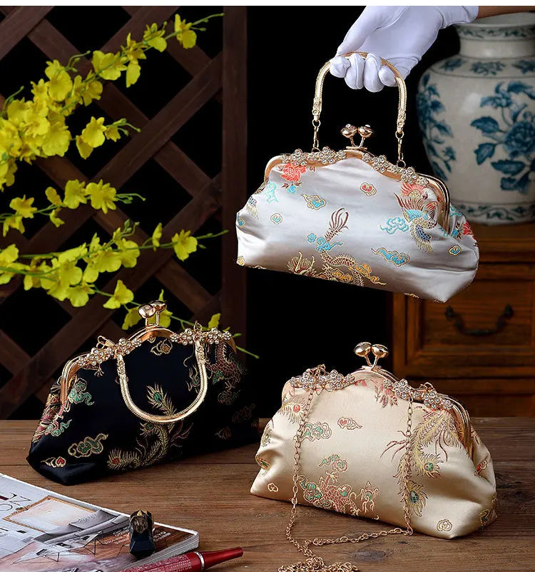 2025 New Women Embroidery Flowers Wedding Clutch Bags Metal Handel Handbags Party Women Clutch Bags