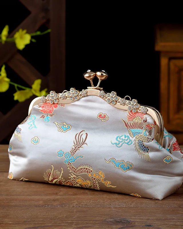 2025 New Women Embroidery Flowers Wedding Clutch Bags Metal Handel Handbags Party Women Clutch Bags