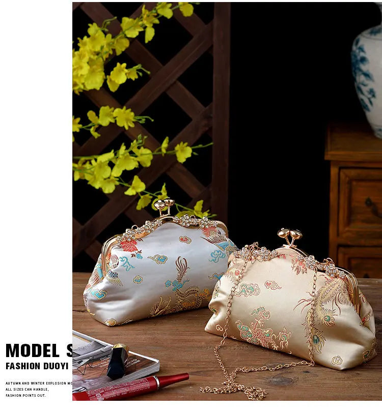 2025 New Women Embroidery Flowers Wedding Clutch Bags Metal Handel Handbags Party Women Clutch Bags